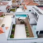 - Pool, Bbq And Boule/petanque 빌라