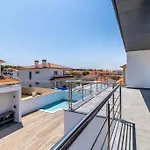 - Pool, Bbq And Boule/petanque 빌라