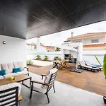- Pool, Bbq And Boule/petanque 나자레