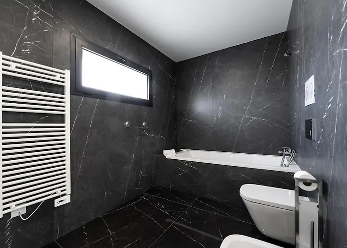 - Pool, Bbq And Boule/petanque Willa