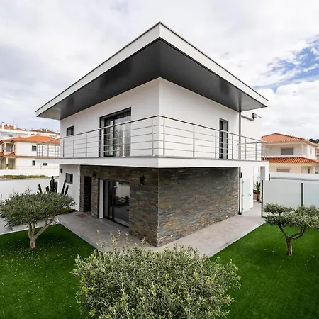 Villa - Pool, Bbq And Boule/petanque Nazaré