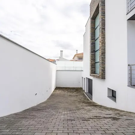 - Pool, Bbq And Boule/petanque Вилла