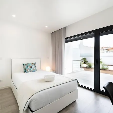 - Pool, Bbq And Boule/petanque Вилла