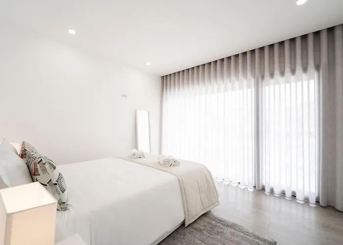 Villa - Pool, Bbq And Boule/petanque Nazaré