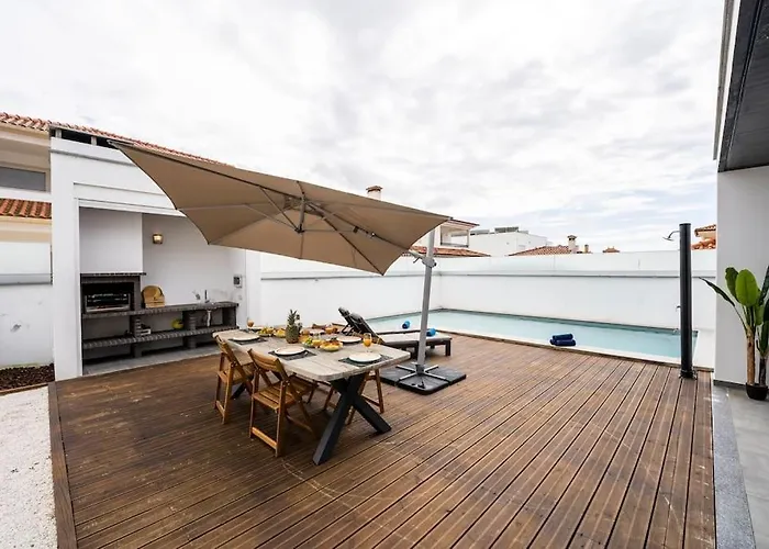 Villa - Pool, Bbq And Boule/petanque Nazaré
